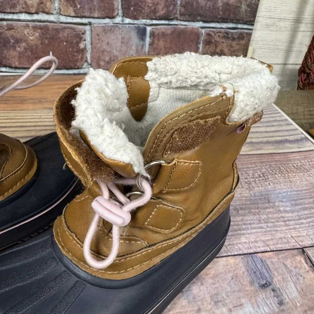 London Fog Toddler Girl Snow Boots Size‎ 6 Pink/Tan /Blue Waterproof Lined